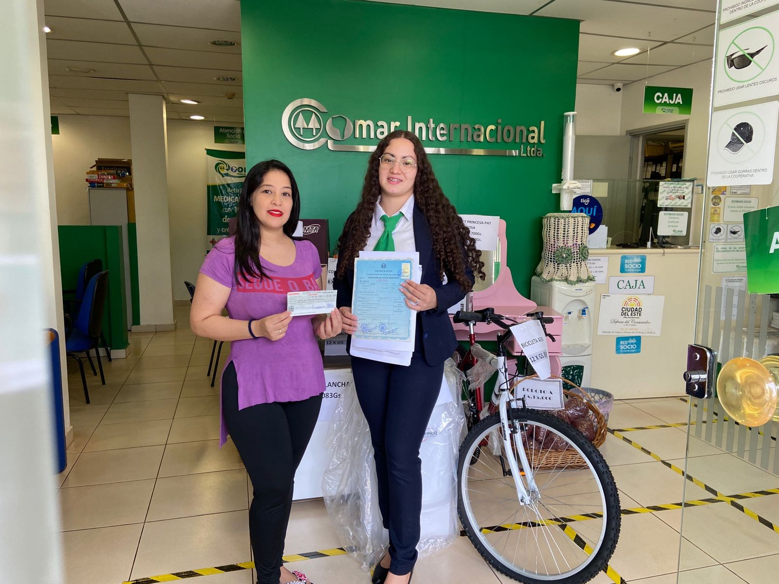 ENTREGA DE SUBSIDIO DE SOLIDARIDAD A LA SOCIA ESTELA MARY RAMIREZ POR NACIMIENTO DE UN HIJO MUCHAS FELICIDADES POR EL NUEVO INTEGRANTE A LA FAMILIA Y BENDICIONES SIEMPRE 🙏